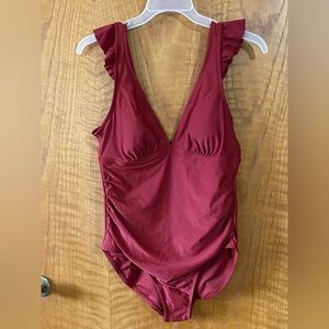 One Piece Swimsuit
Size: Large (12/14)
Red
Kona Sol